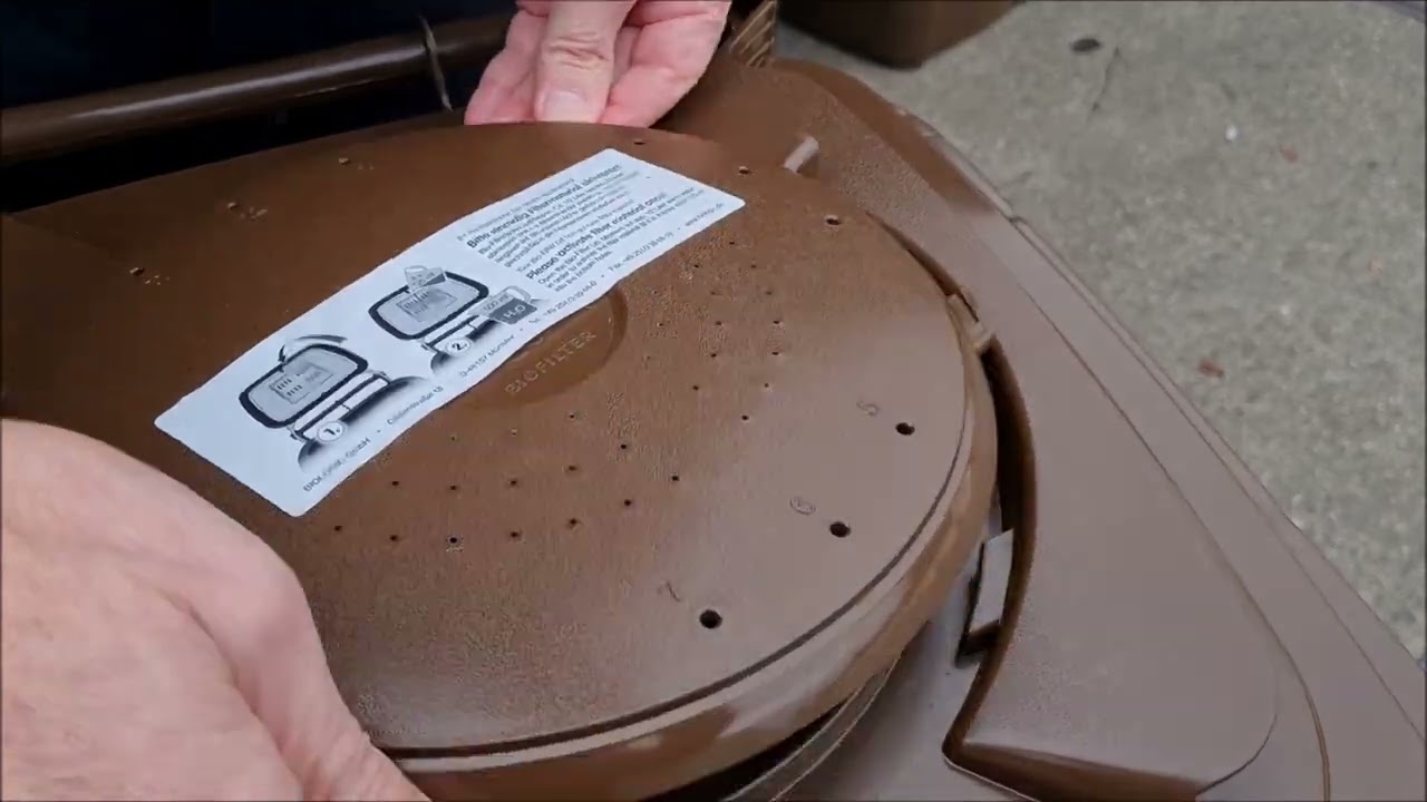 Bio-Filterdeckel f&uuml;r Biotonnen: Filtermaterial aktivieren
