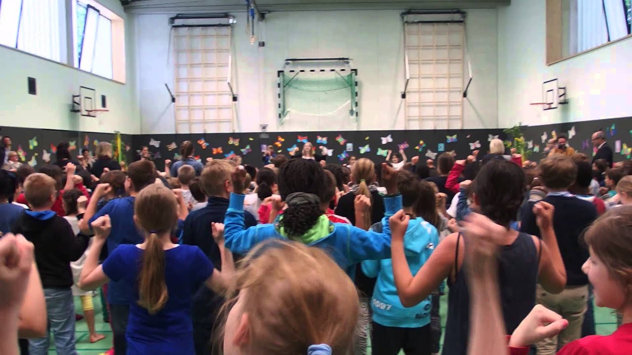 Lets keep fit - Einweihung der neuen Sporthalle Mai 2014
