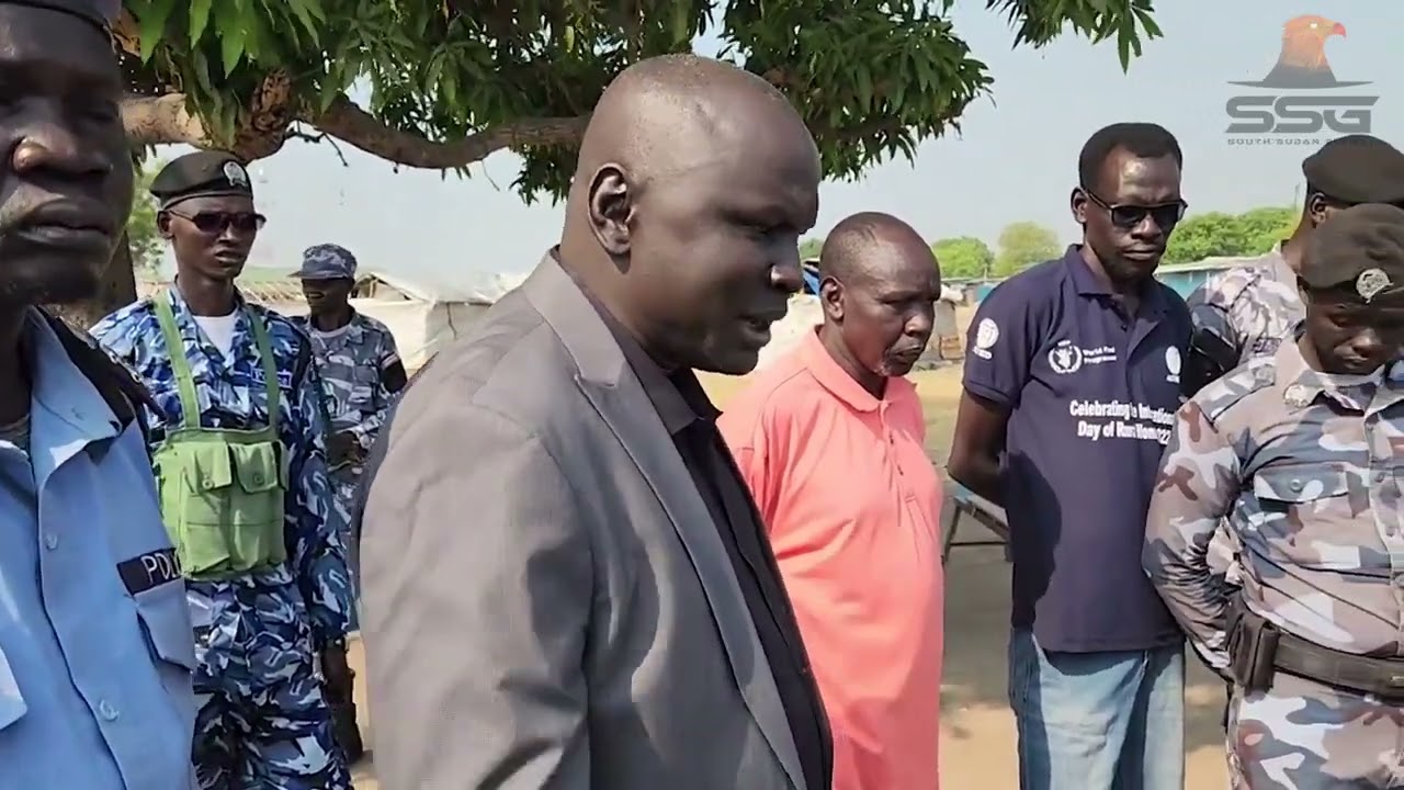 Bor Municipal Council Mayor speaks to the arrested gang members in Bor