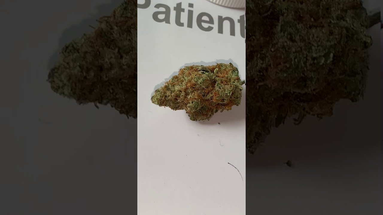 Florida MMJ- Truelieve Space bomb close-up
