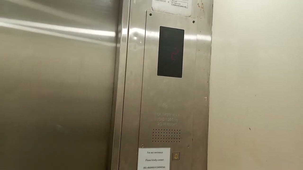 LG Traction Elevator at Hock Lee Centre Kuching Sarawak, MY 