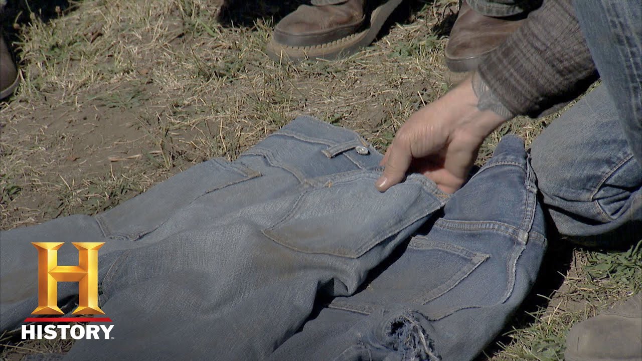 American Pickers: The Value of Very Old Jeans (Season 17, Episode 1) | History