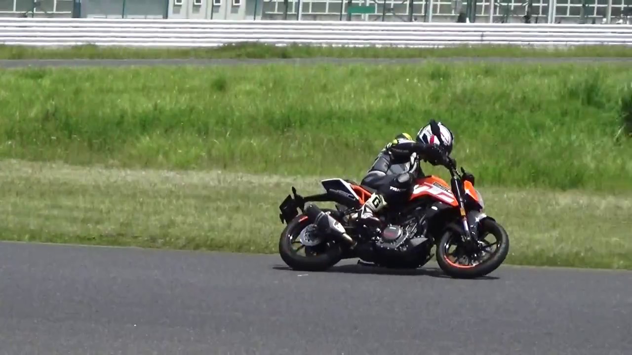 2017 KTM 250DUKE試乗　WEBミスター・バイク