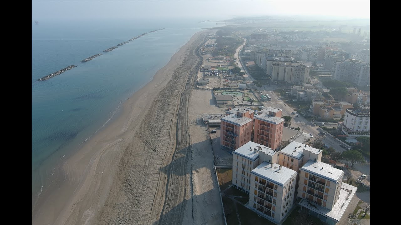 LIDO ADRIANO - VISTO CON IL DRONE