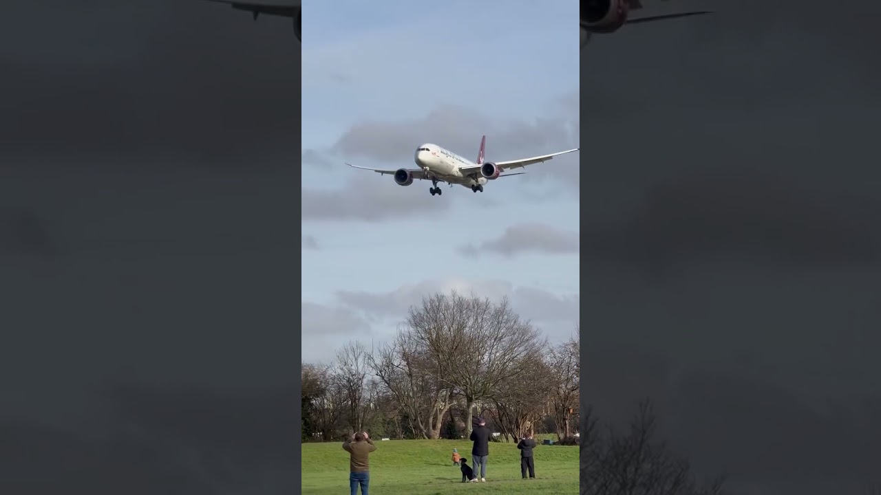 Ram Air Turbine (RAT) deployed on a Virgin Atlantic aircraft last year #shorts