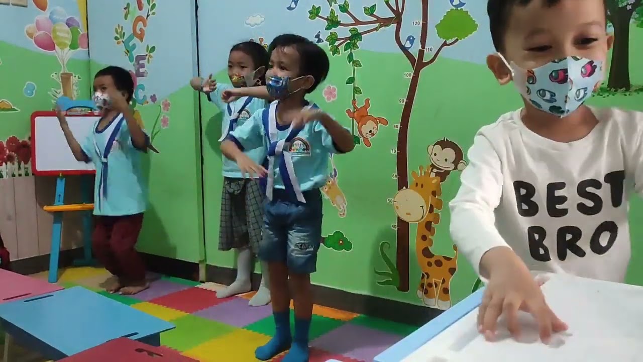 Asyik dan Seru di Kelas Bimba Rainbow Kids Baktijaya - 22 Desember 2022