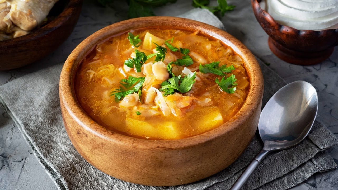 🍲 Щи с консервированной фасолью и свежей капустой. Рецепт вкусного и наваристого супа.
