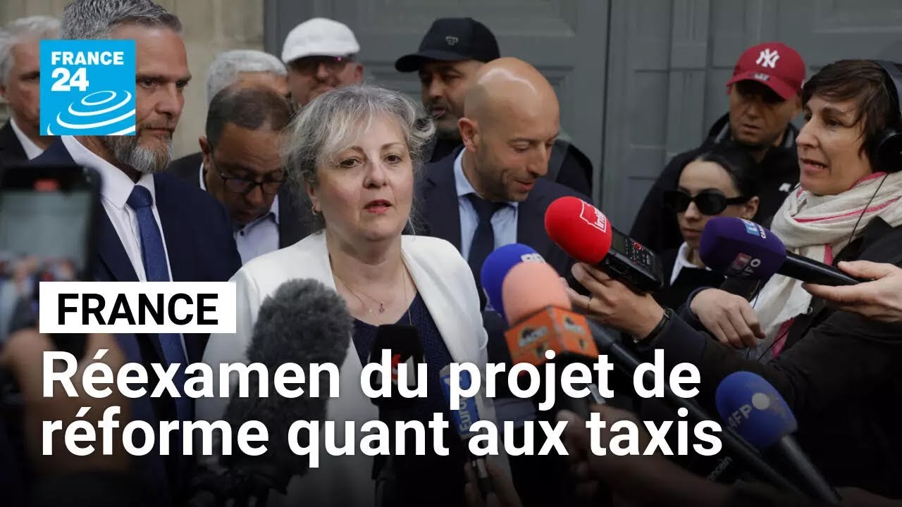Transport sanitaire&nbsp;: un r&eacute;examen du projet de r&eacute;forme &agrave; venir &bull; FRANCE 24