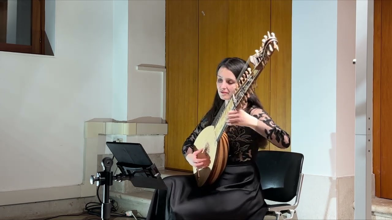 John Dowland - The Frog Galliard. Marina Belova - lute