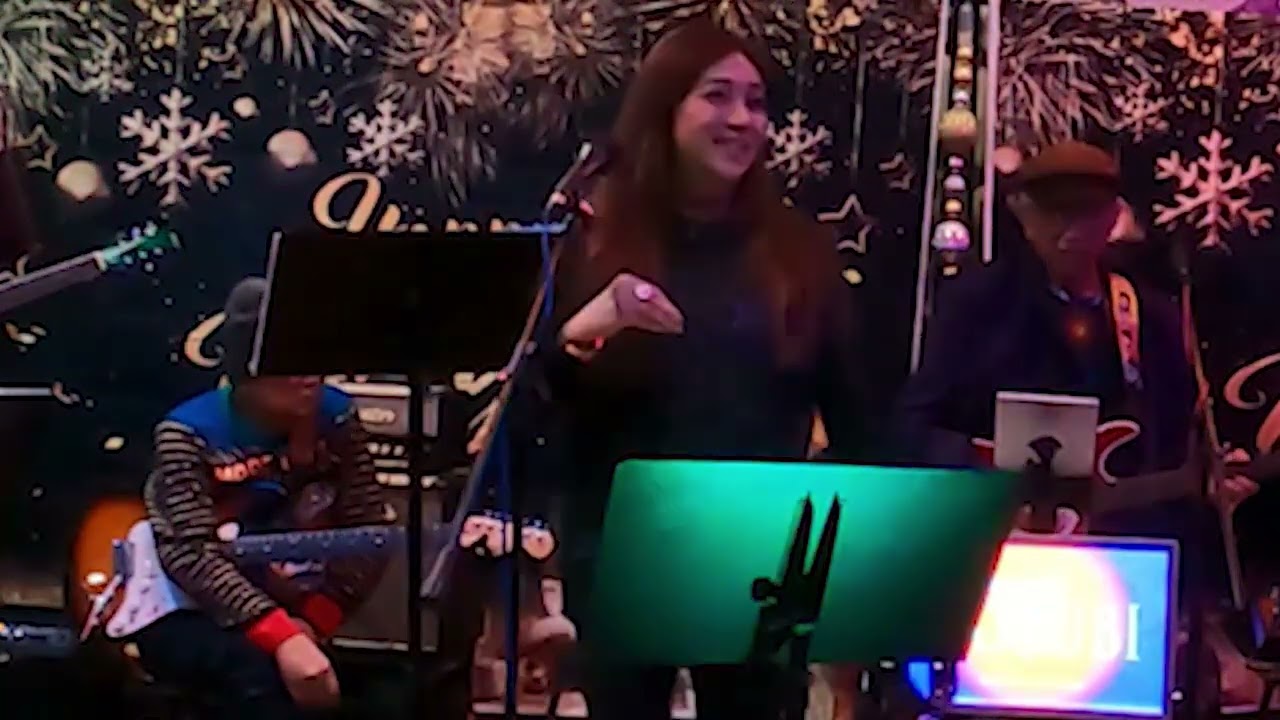 TUTUBI - NEW YEAR'S EVE WITH RACHEL