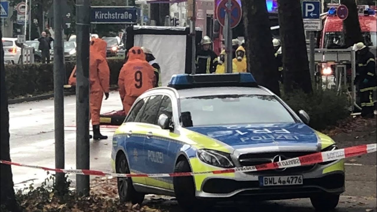 🚨🚒 Attacke mit &auml;tzender Butters&auml;ure in L&ouml;rrach l&ouml;st gro&szlig;en Feuerwehreinsatz aus [02.11.2019]