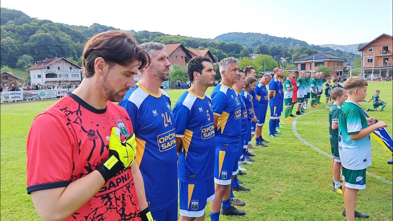 Spahić, Bolić, Ibišević i drugi BH Zmajevi u Sapni odigrali revijalnu utakmicu protiv FK Drina '93.