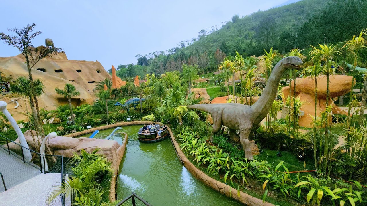 Parque dos Dinossauros em Balneário Camboriú SC