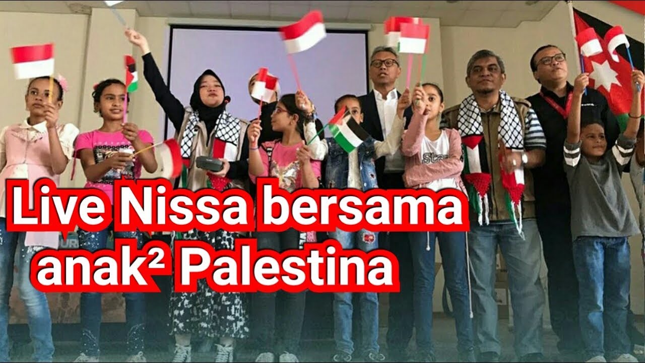 Atuna Toufuli Nissa Sabyan Bersama anak² Pengungsian Palestina di Jordan