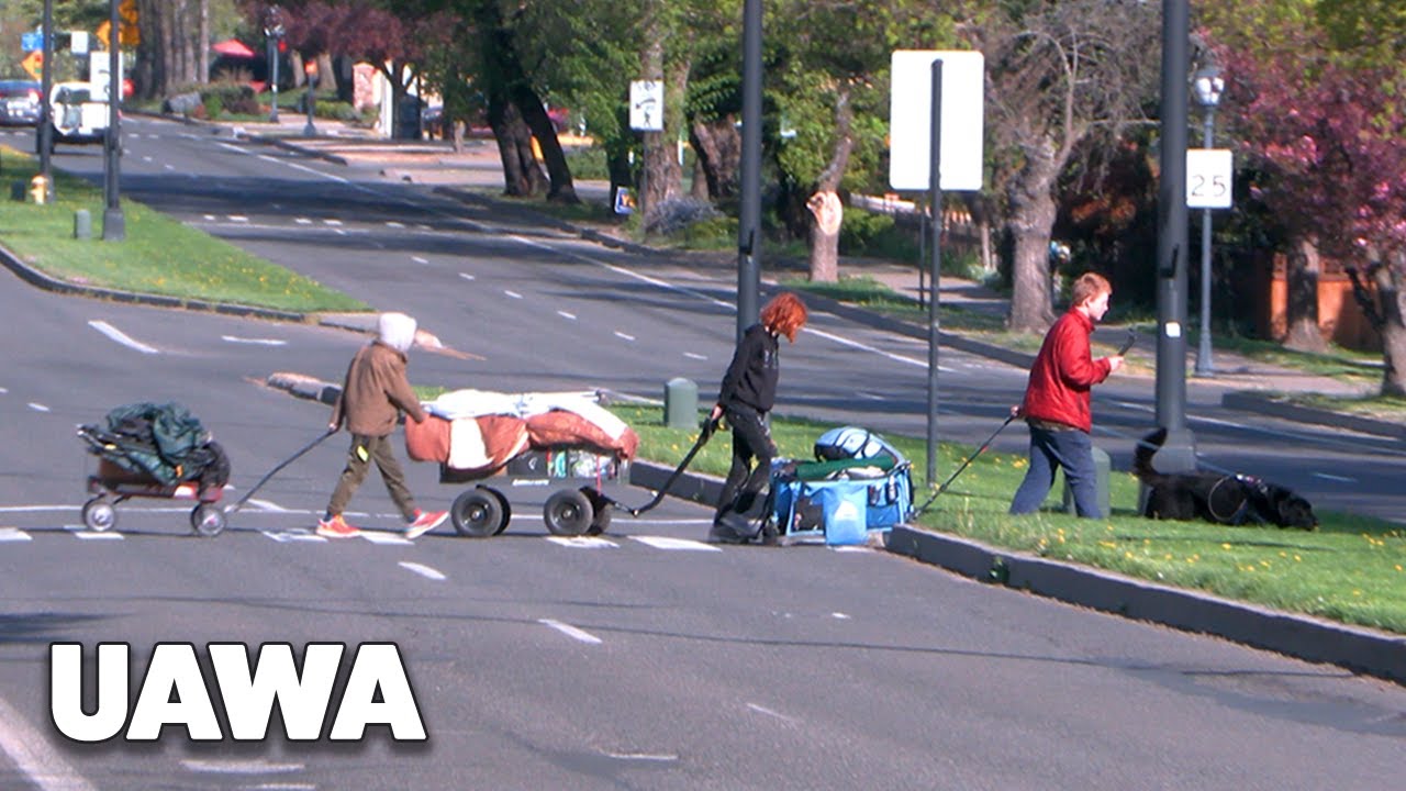 Young family lives outside in Ashland, Oregon