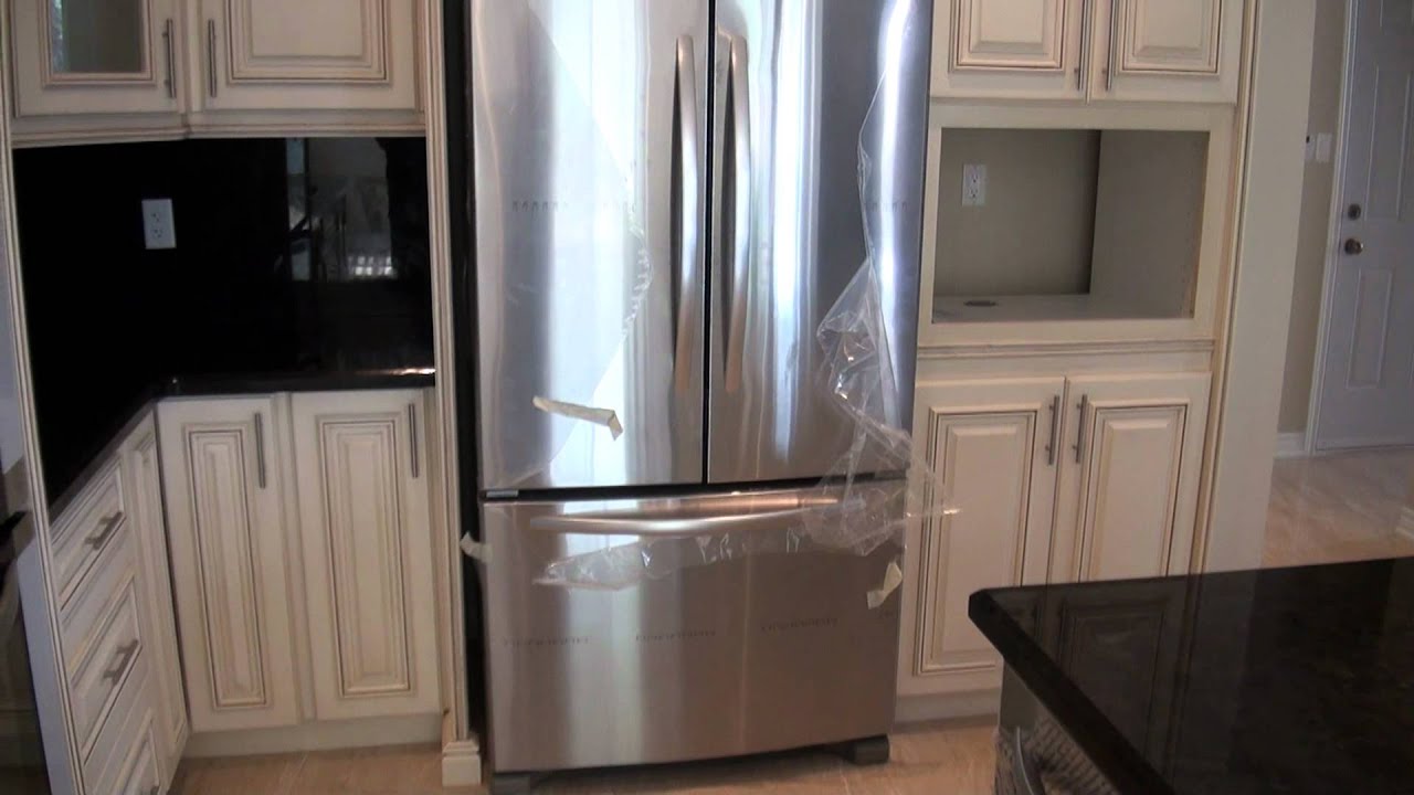 GreatHouses.ca Video Tour Of Smithview Homes House on Mentino Crescent ,Hamilton , Ontario