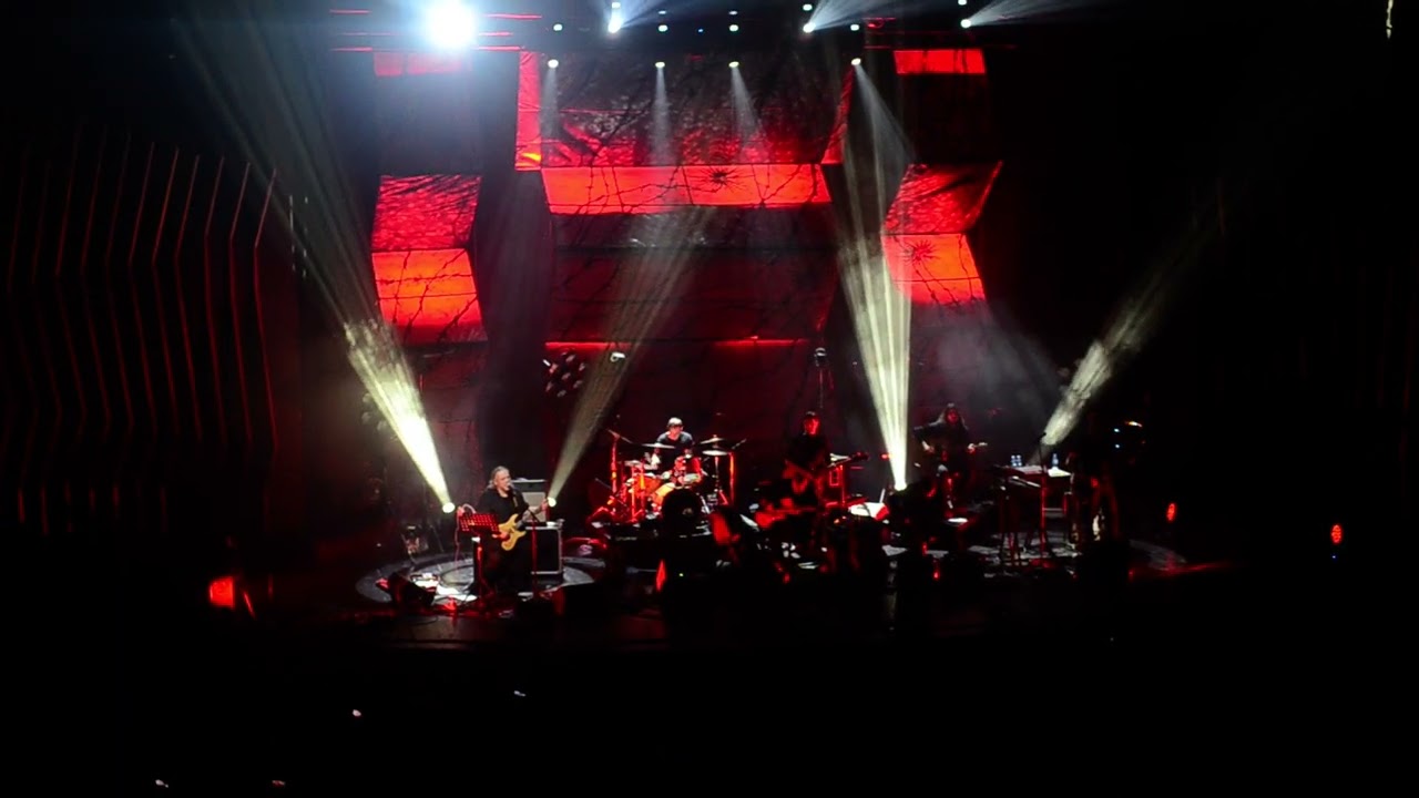 NIKOLA VRANJKOVIĆ - SVAKO PUTUJE ZA SEBE  (LIVE IN BELGRADE 2022)
