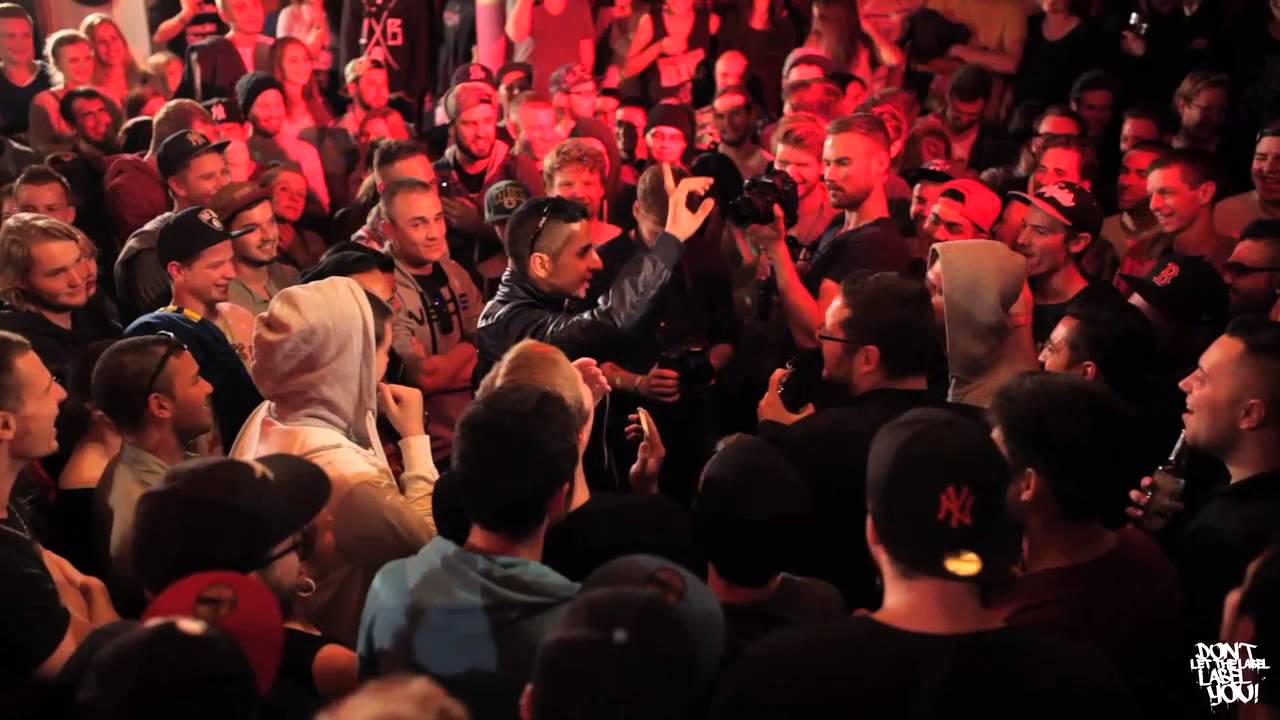 BDad vs Smoke Tüü // DLTLLY RapBattle (Stuttgart) // 2014