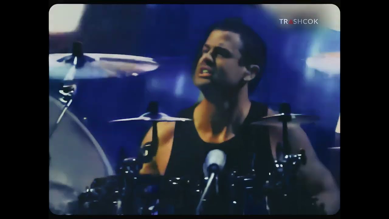 Korn - Right Now | Live at MTV Video Music Awards Latinoam&eacute;rica 2003 [TrAsHCoK Remaster]