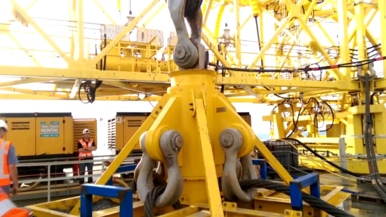 Offshore deployment and retrieval - 600t Internal Lift Tool (ILT)