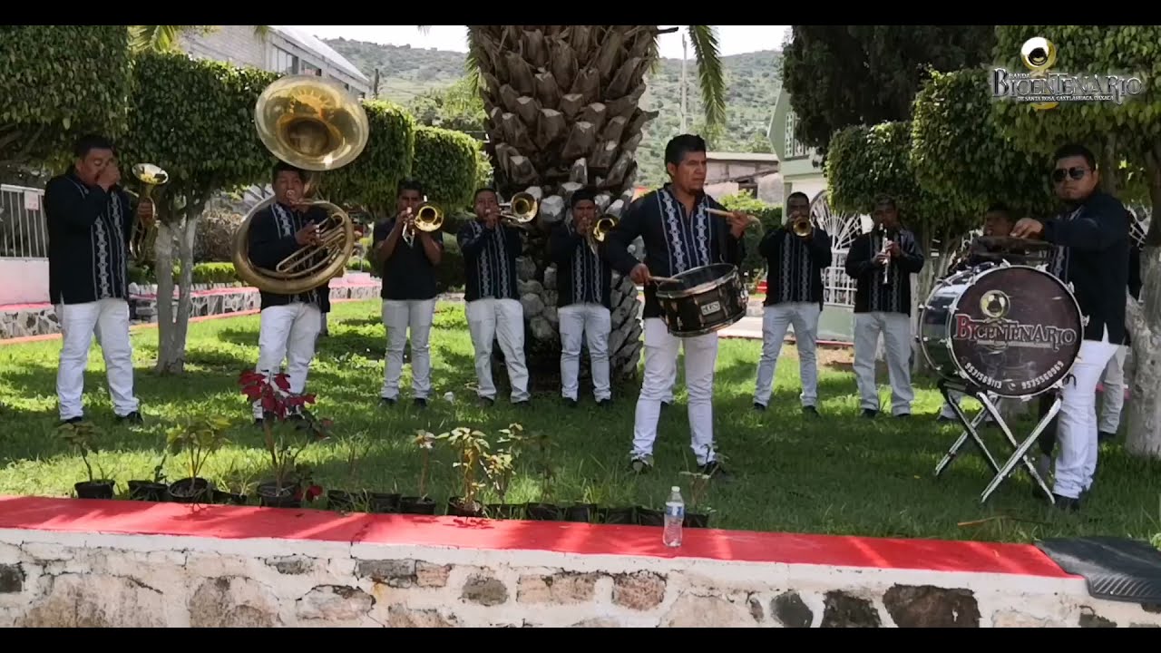 LAS AMARILLAS-BANDA BICENTENARIO DE SANTA ROSA CAXTLAHUACA.