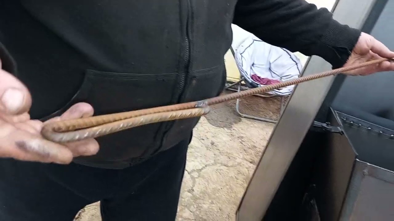 va doresc toată căldură și bucuria din lume zile și ani fericiți