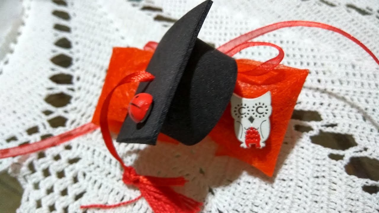 Tocco bomboniera confettata per laurea facile facilissimo gomma eva feltro