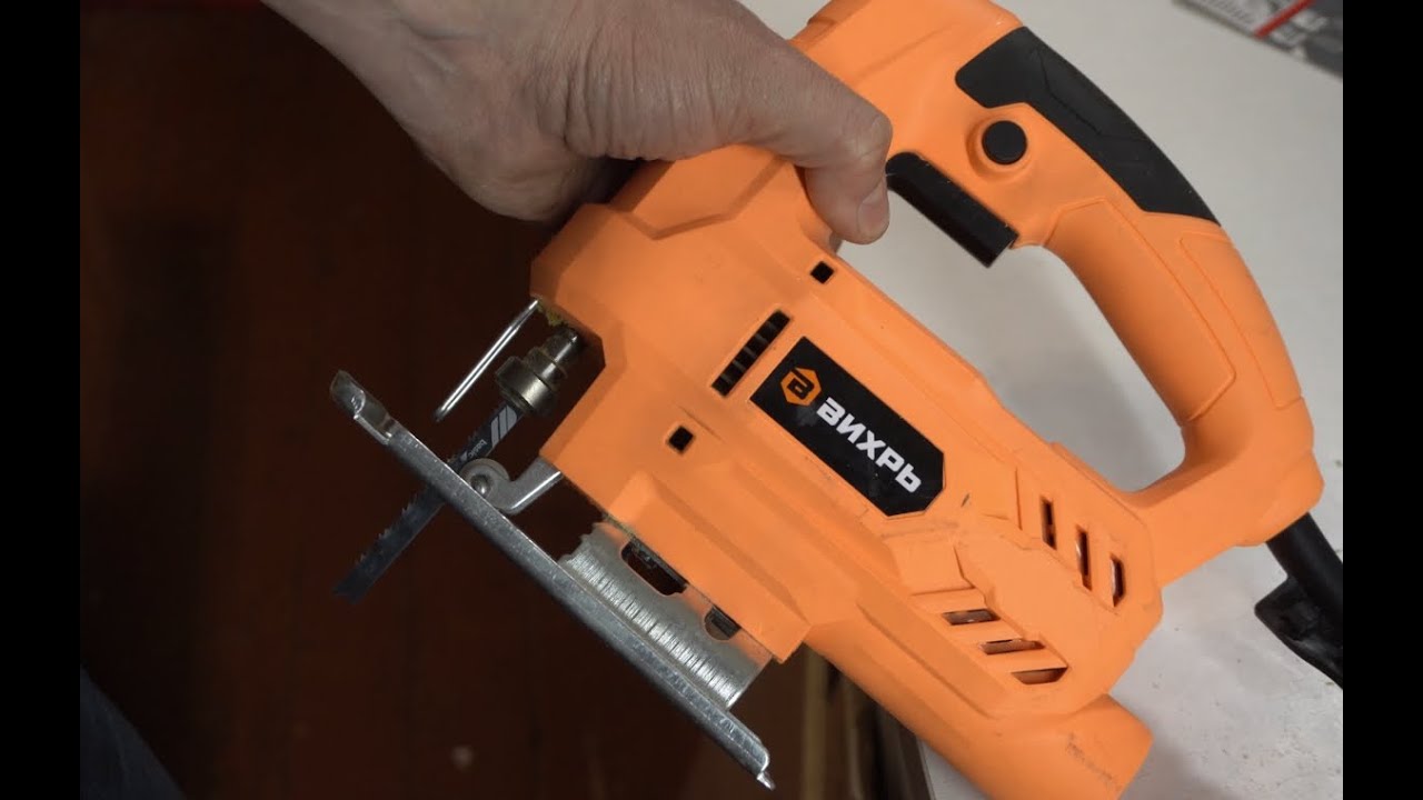 Электрический лобзик ЛЭ-55 два года дома