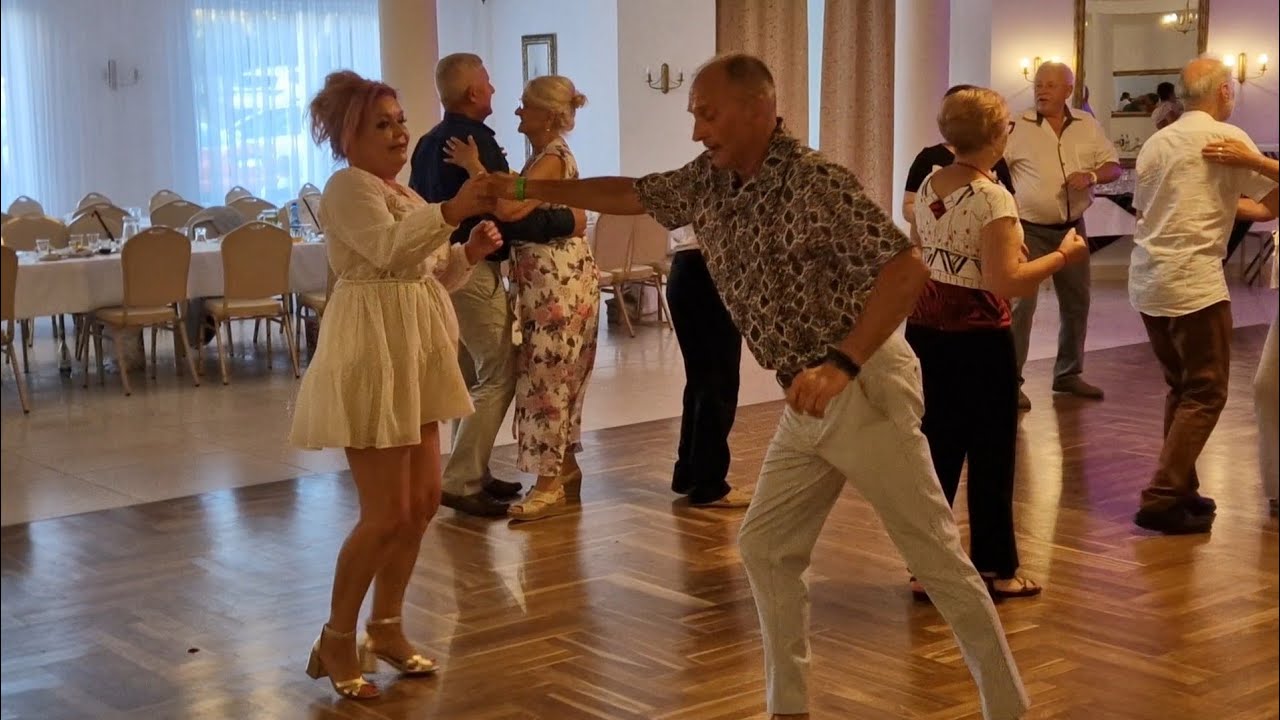I jak tu oderwać wzrok od tak wspaniałej pary tanecznej!