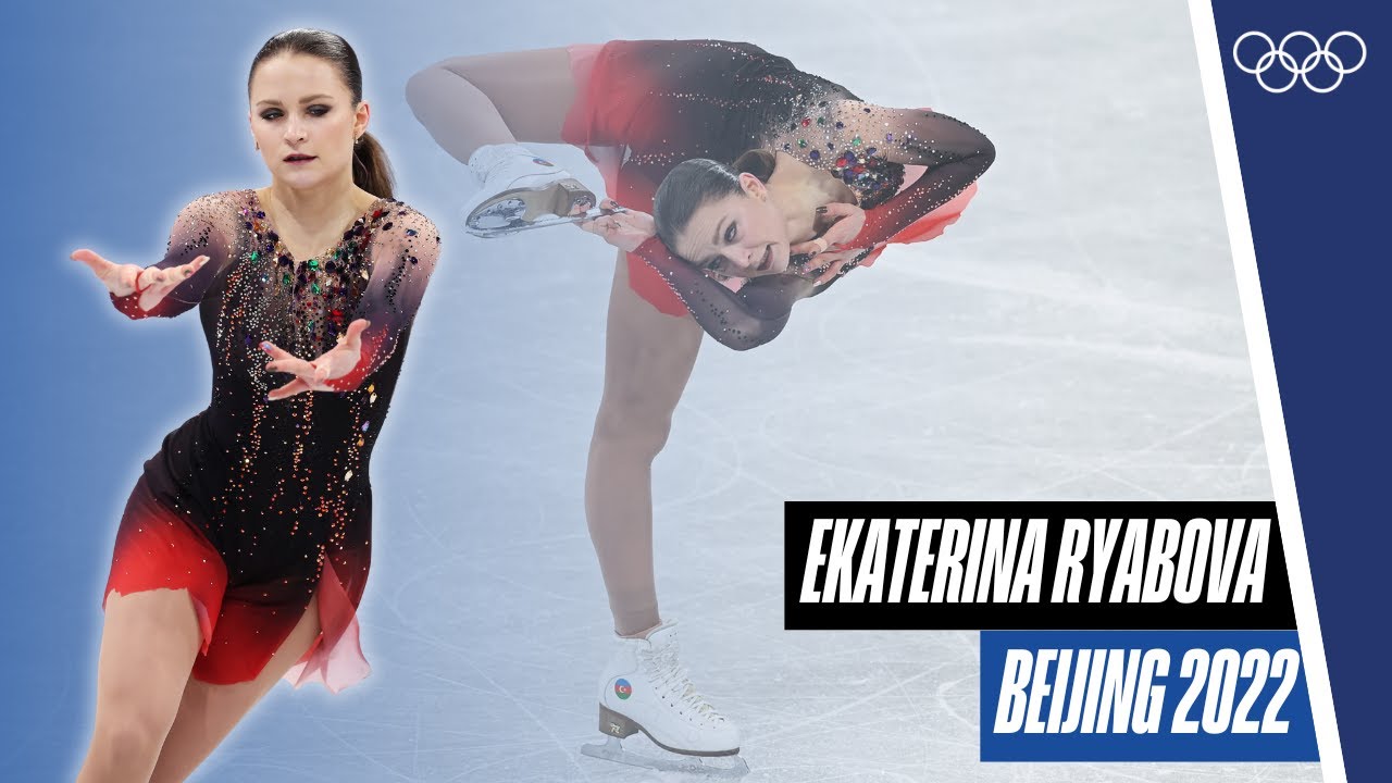 ⛸️Ekaterina Ryabova 🇦🇿 skates to legendary Notre Dame De Paris🪄🇫🇷