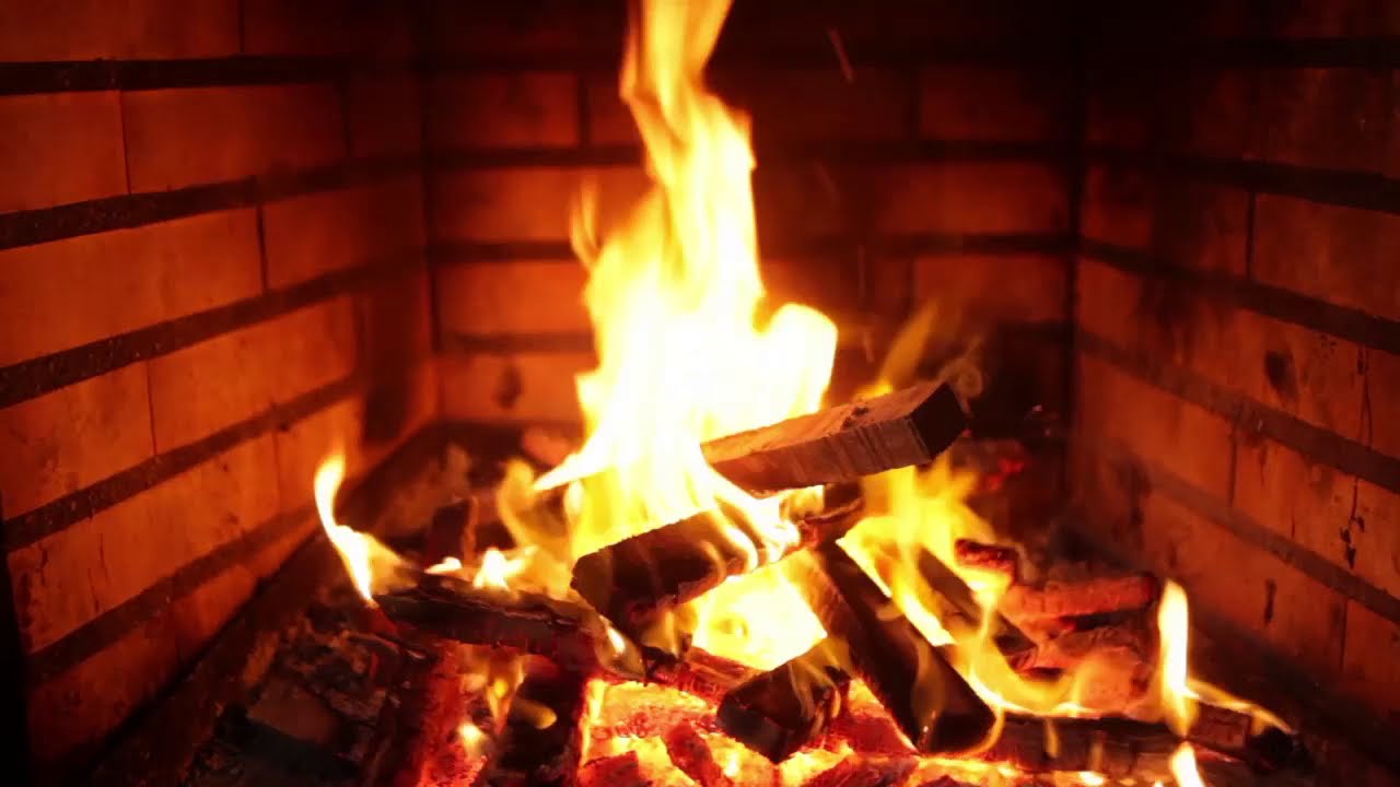 1 hour Fireplace burning Logs  relaxing with sound
