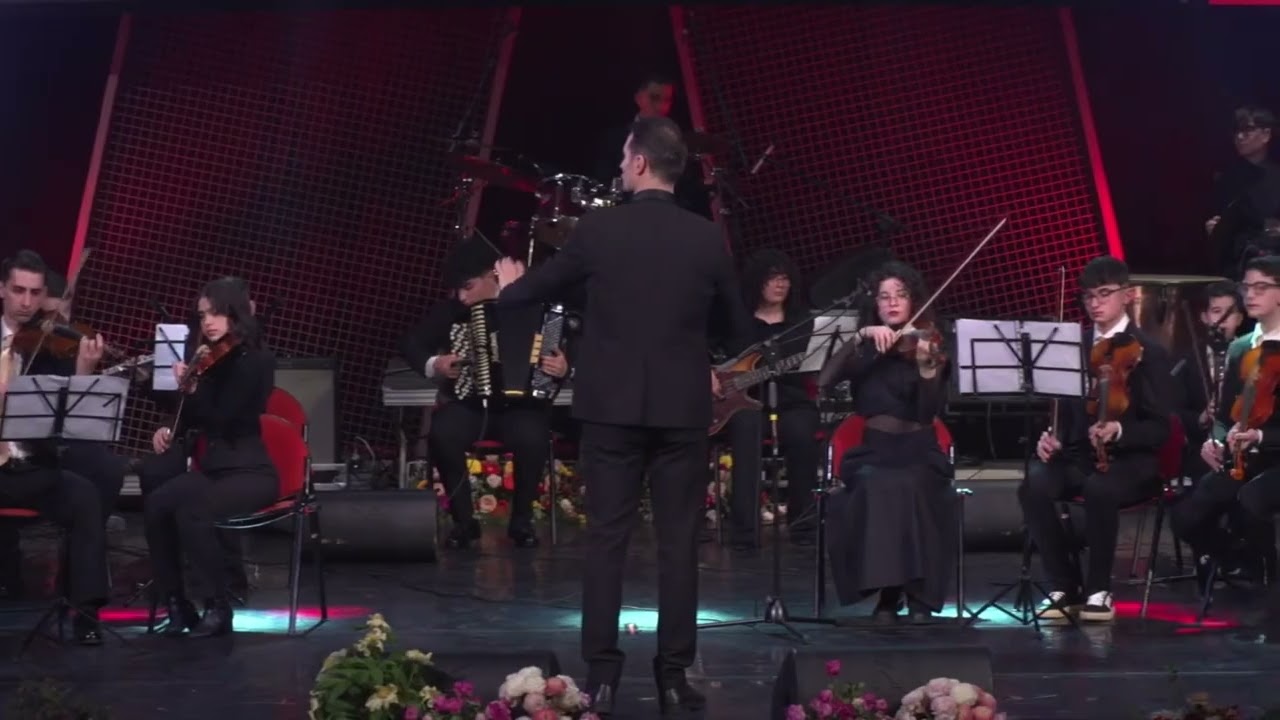 TORMENTO - Teatro Ariston Sanremo - Orchestra Liceo musicale 