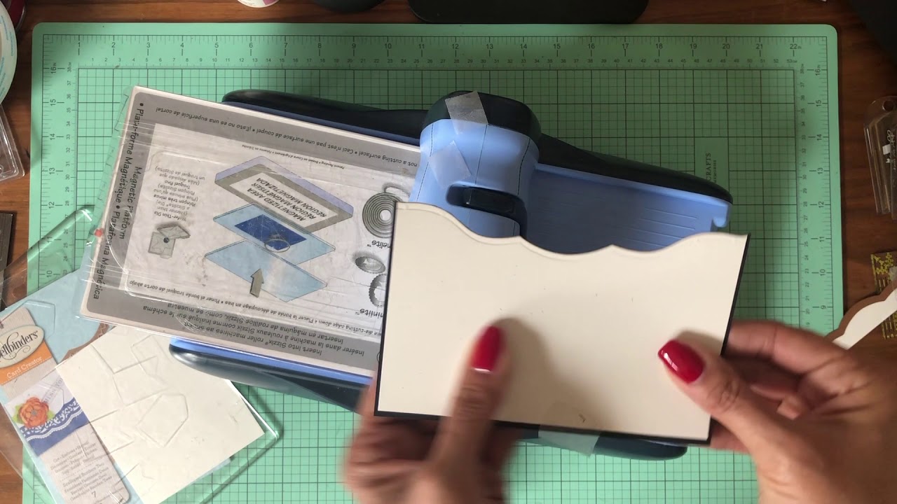 Die Cut Borders Tutorial