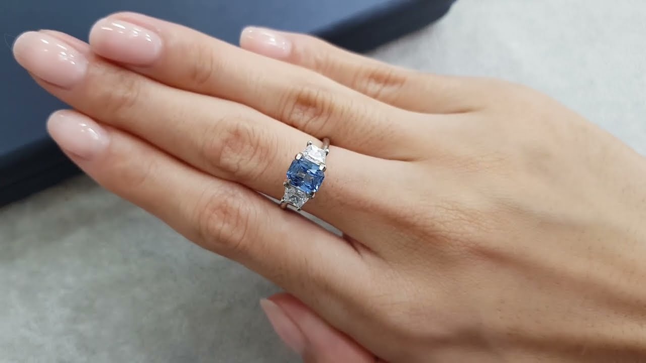Octagon-cut cobalt blue spinel 1.35 ct, Tanzania&ensp;(5719)