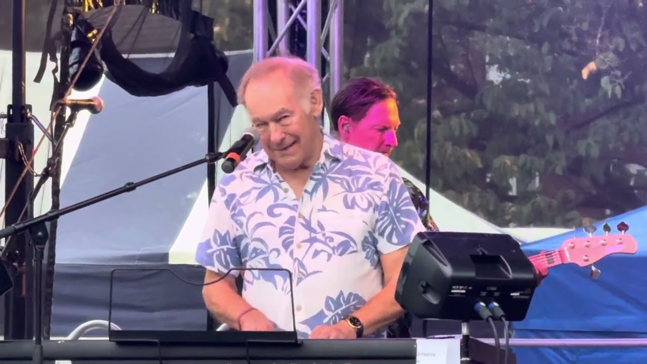 Handbags and gladrags - The Manfreds- Wisbeach rock festival- 04/08/2024