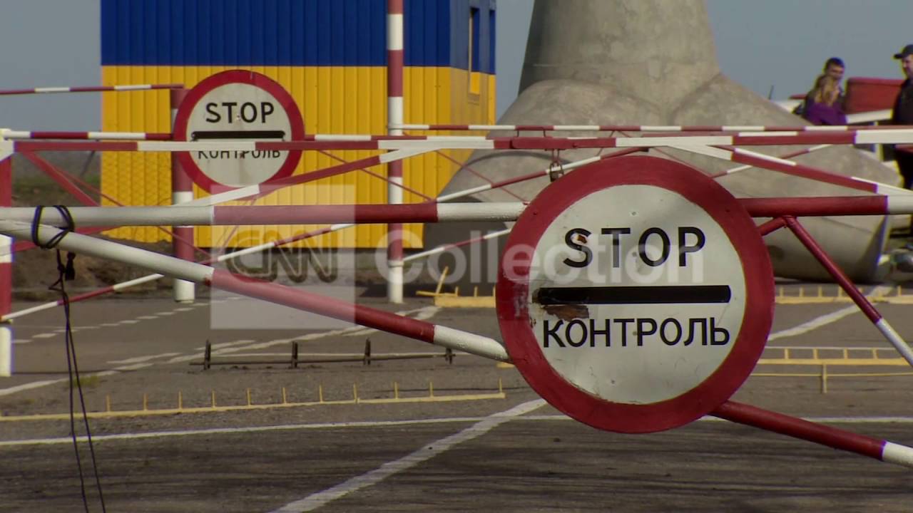 ON THE RUSSIA-UKRAINE BORDER SEARCHING FOR TANKS