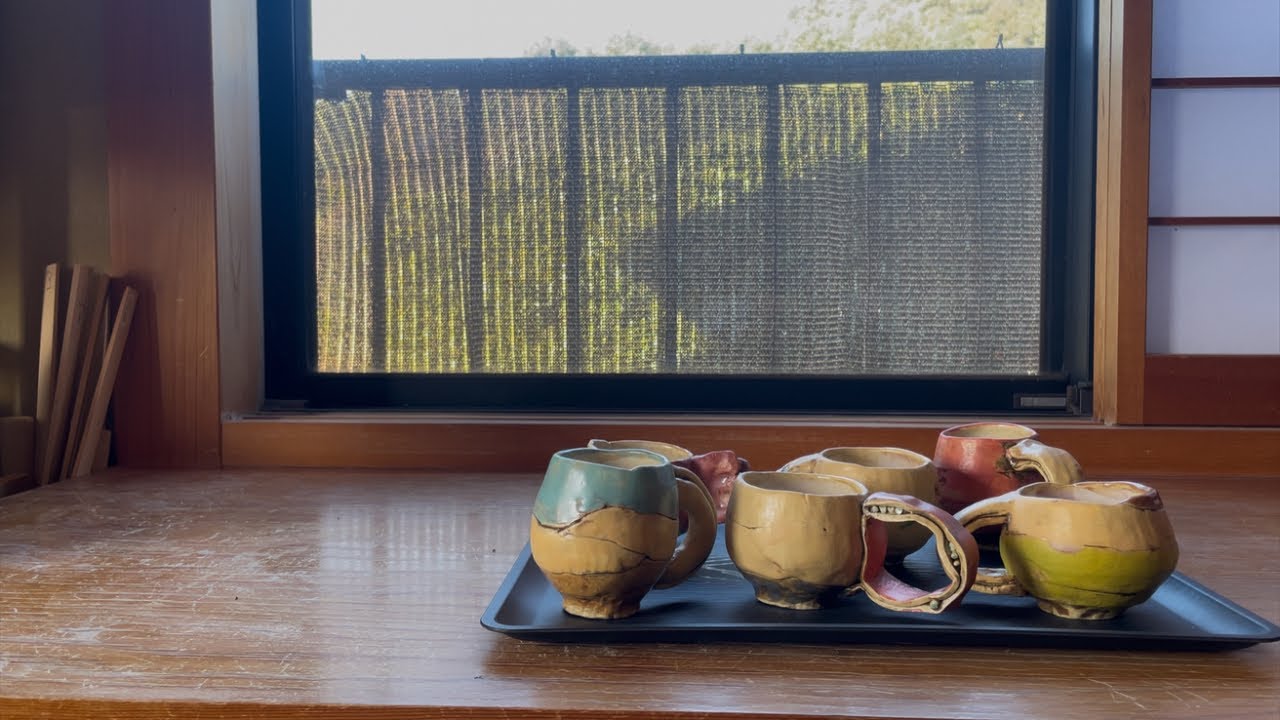 コーヒーカップの絵付けから完成まで。