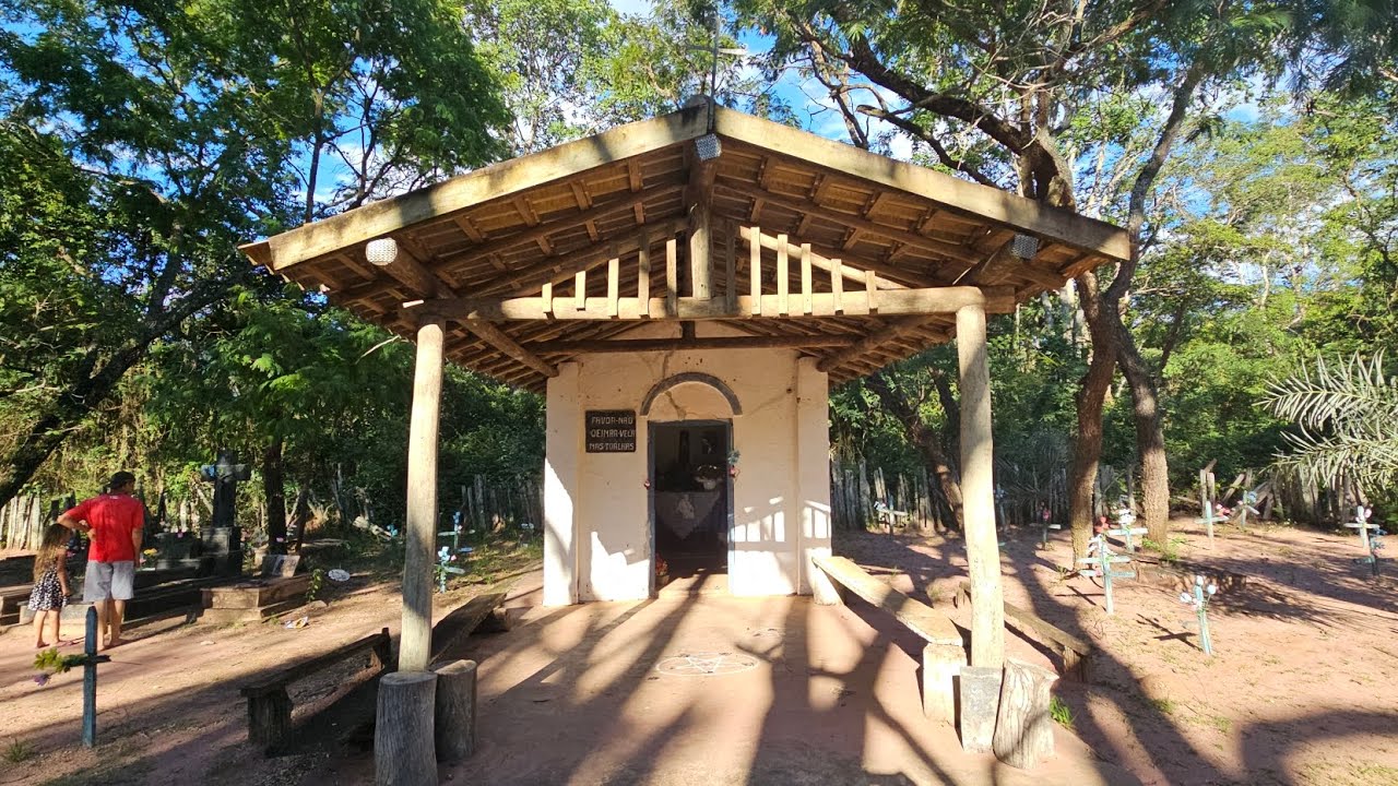 Cemitério dos Esquecidos em Sales SP 