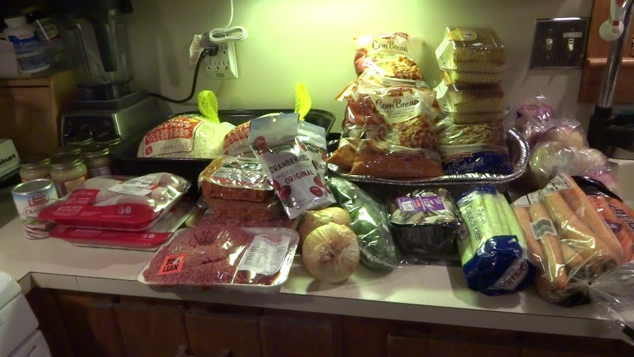 2021 THANKSGIVING MEAL TURKEY STUFFING AND FIXINGS