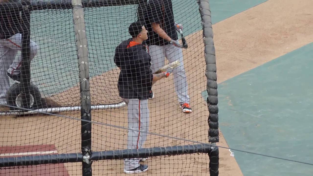 Baltimore Orioles 3B/SS Manny Machado takes BP