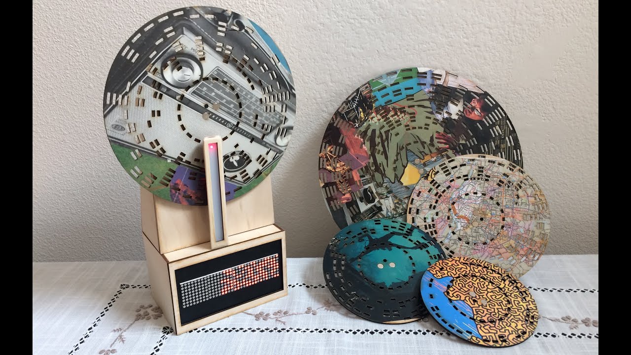 Wooden disc player: storing binary data on wood
