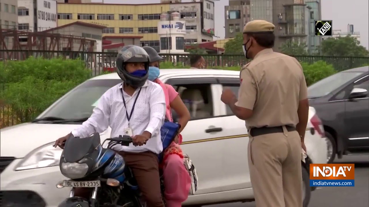 Strict checking underway at Delhi-Gurugram border