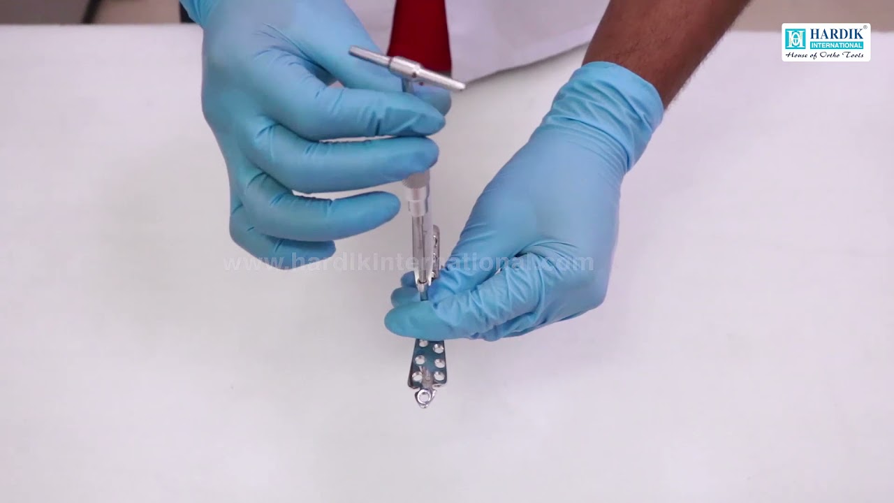 Small Fragment Locking Instrument and Universal Implant Set