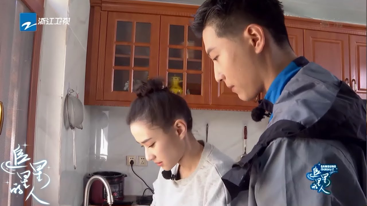 #何超莲