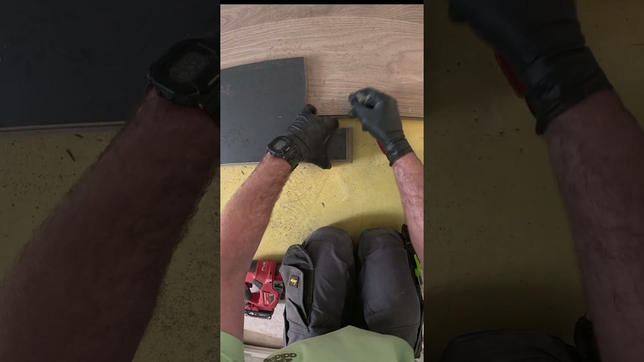 как установить ламинатную планку под дверную коробку 