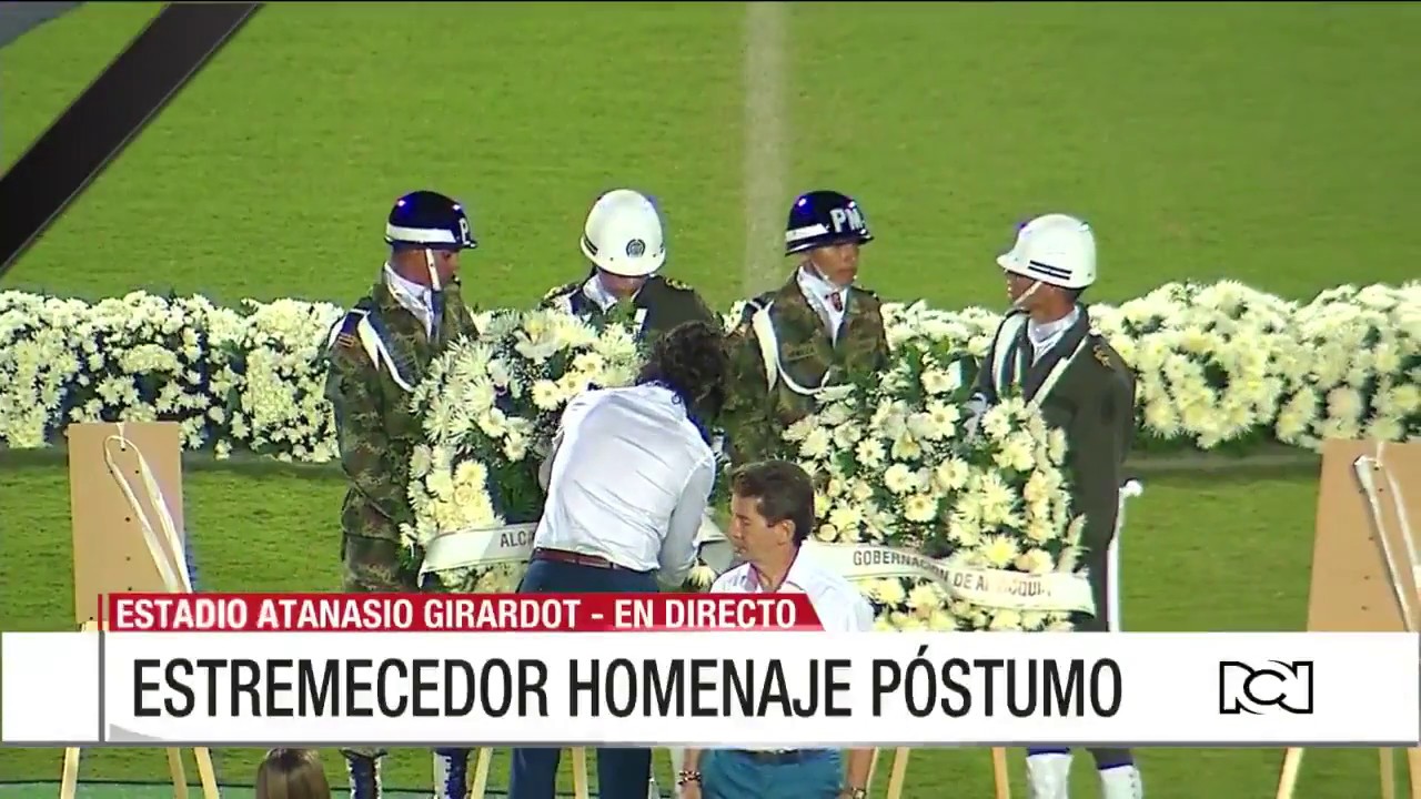 Minuto de silencio por las víctimas de Chapecoense en Medellín