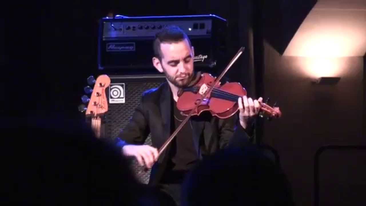 Idan Raichel עידן רייכל - Intro - Live in Berlin (1/17)