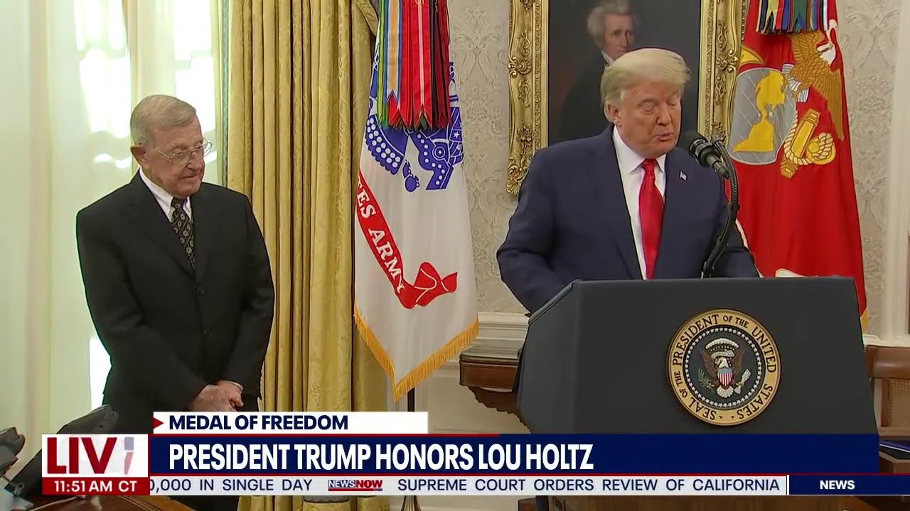 AMERICAN LEGEND: President Trump Honors Notre Dame Lou Holtz With Medal of Freedom