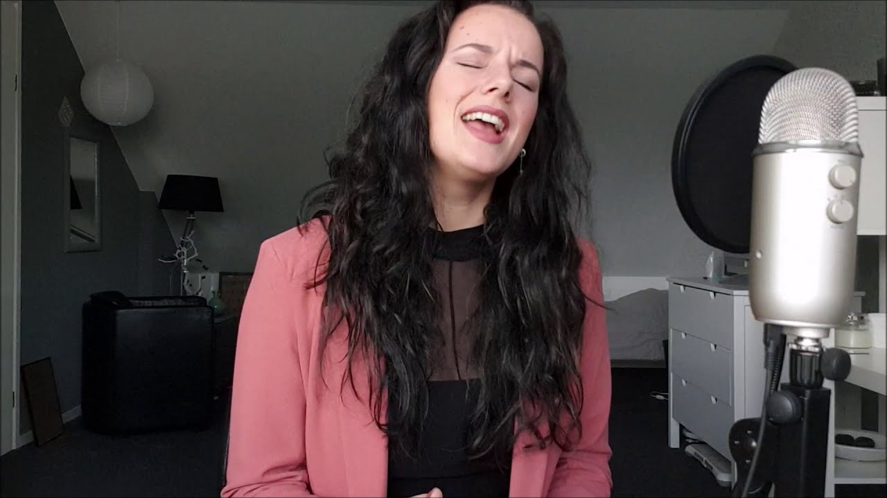 A-Zee cover: Beyonc&eacute; - Halo (by Anne van der Zee)