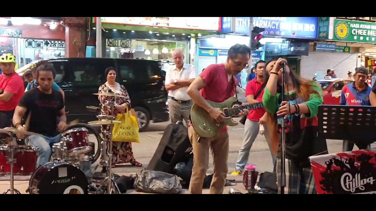 The Best Performance Still Loving You  - Chilloq Buskers